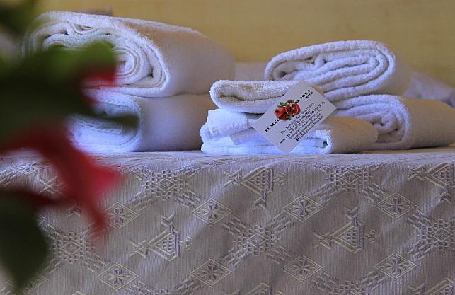 Il Melograno Di Nora Bed & Breakfast Pula Eksteriør bilde