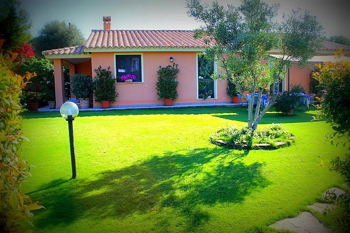 Il Melograno Di Nora Bed & Breakfast Pula Eksteriør bilde